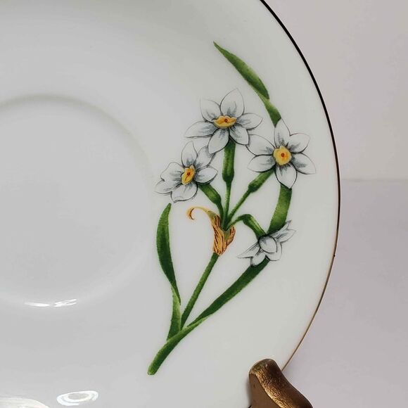 Avon Teacup and Saucer Narcissus December Vintage - Picture 7 of 9